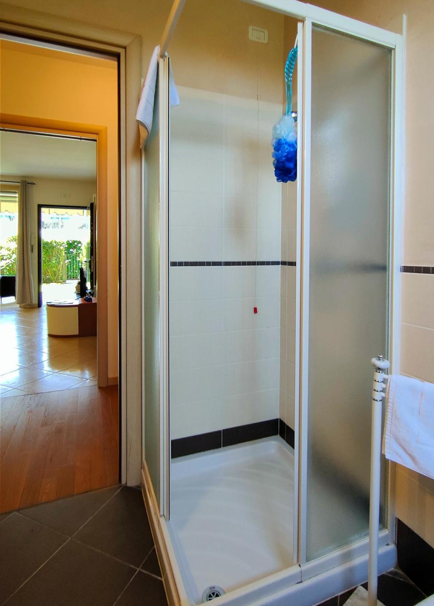 Appartamento Benaco 108 Раффа Экстерьер фото