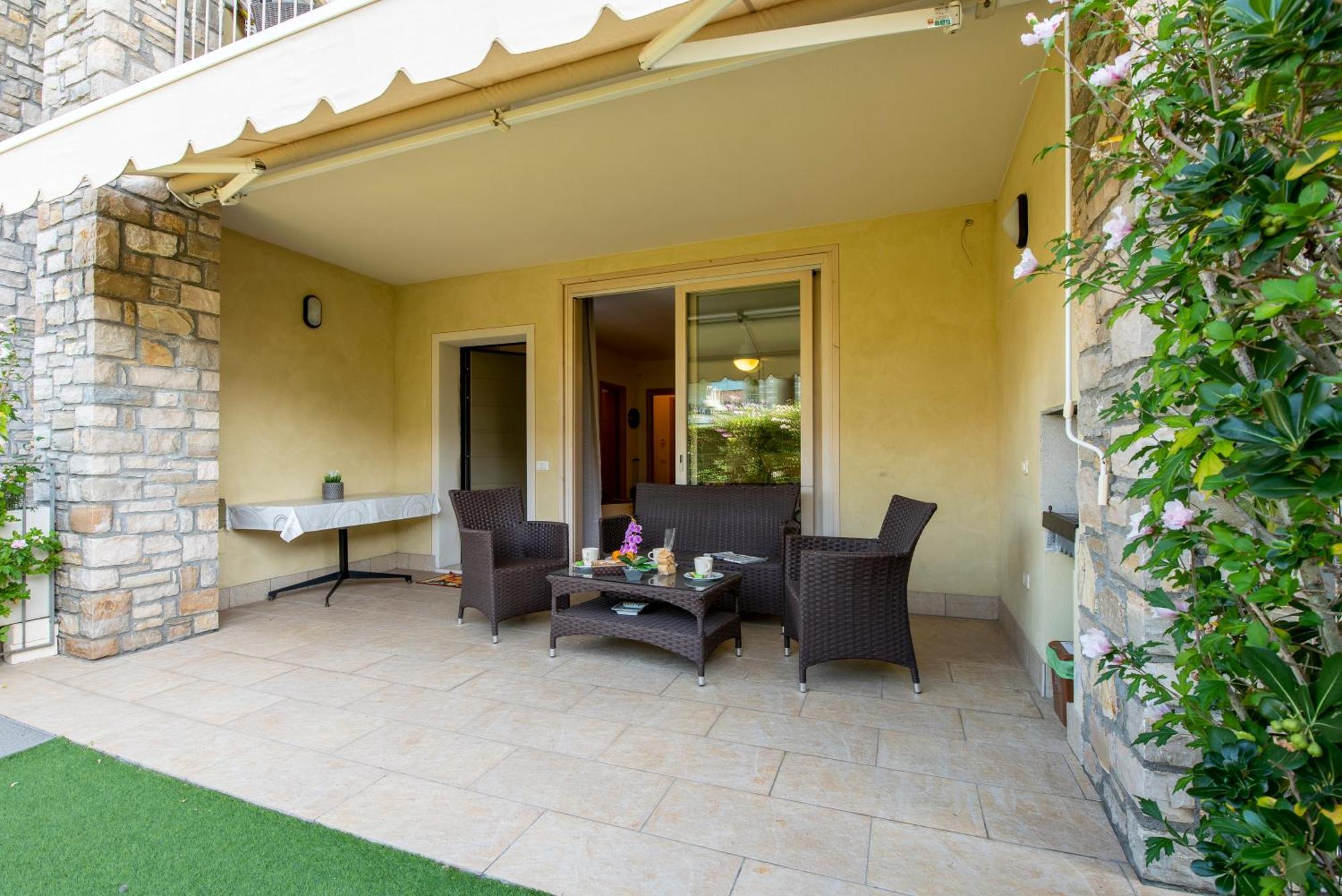Appartamento Benaco 108 Раффа Экстерьер фото